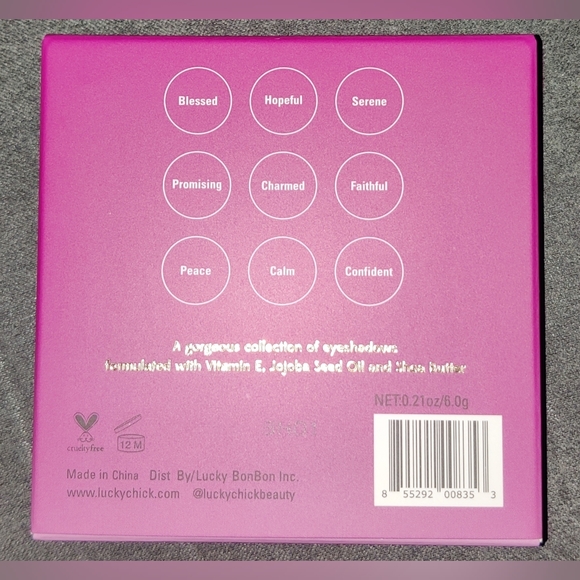 LuckyChick Daydreams Eyeshadow Pallete - Picture 3 of 3
